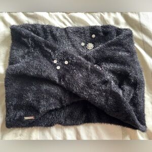 Karl Lagerfeld Infinity Scarf NWOT